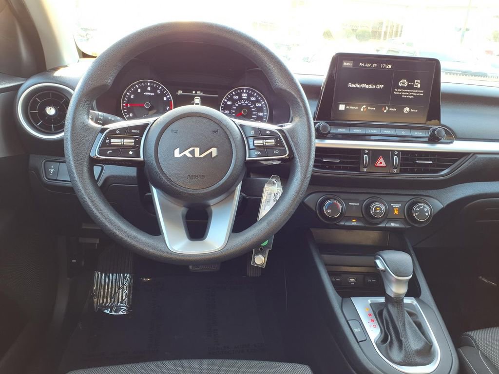 Certified 2023 Kia Forte LXS FWD image 8