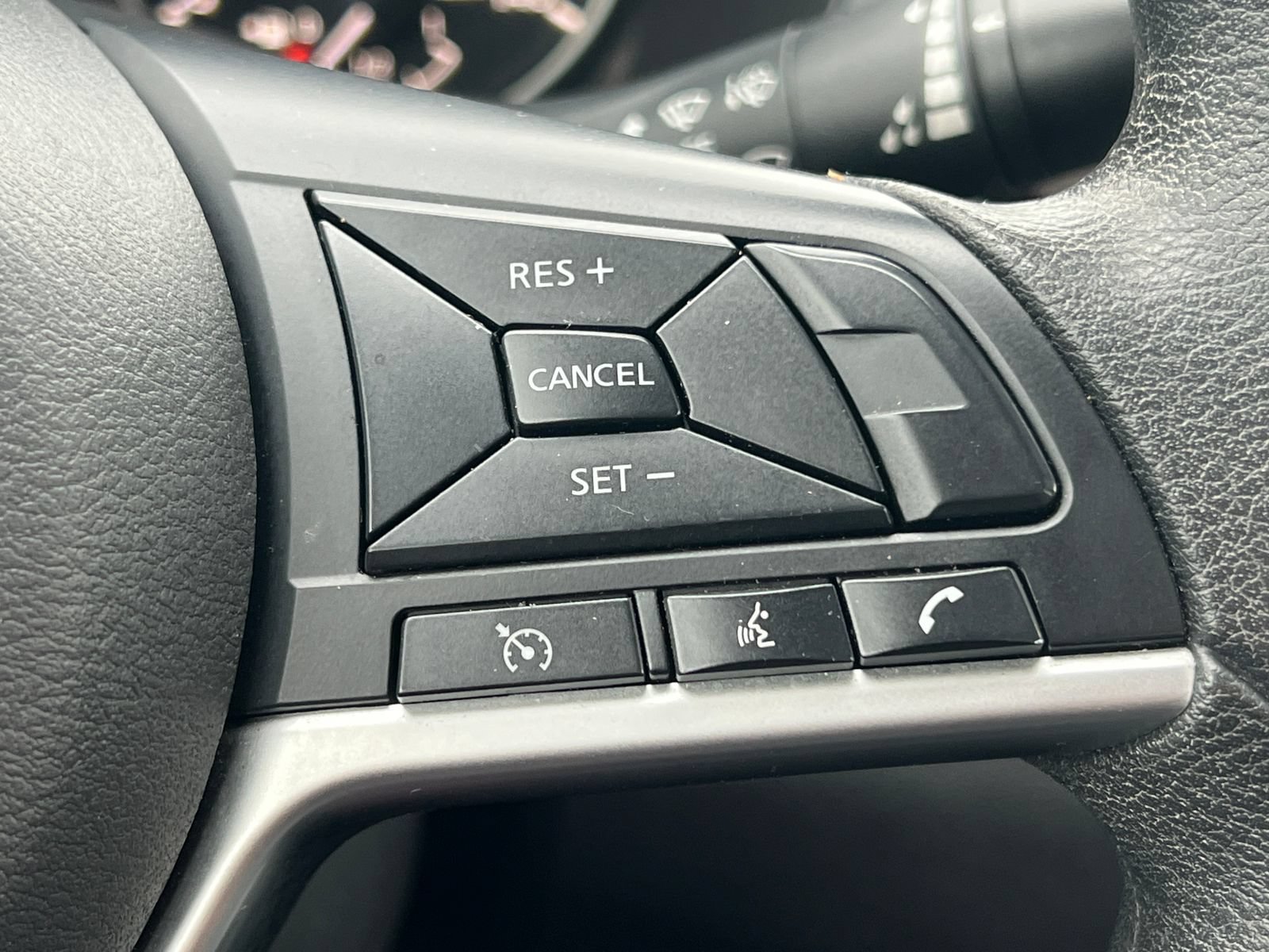 Used 2024 Nissan Altima 2.5 SV FWD image 20