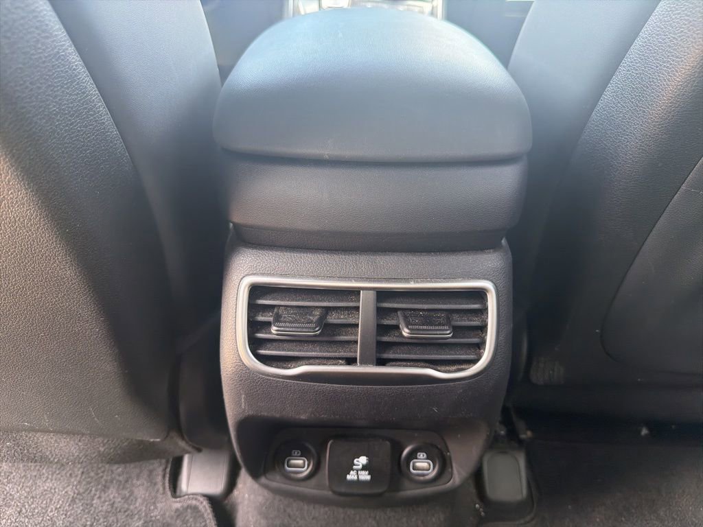 Used 2023 Hyundai Santa Fe Calligraphy AWD/4WD image 14