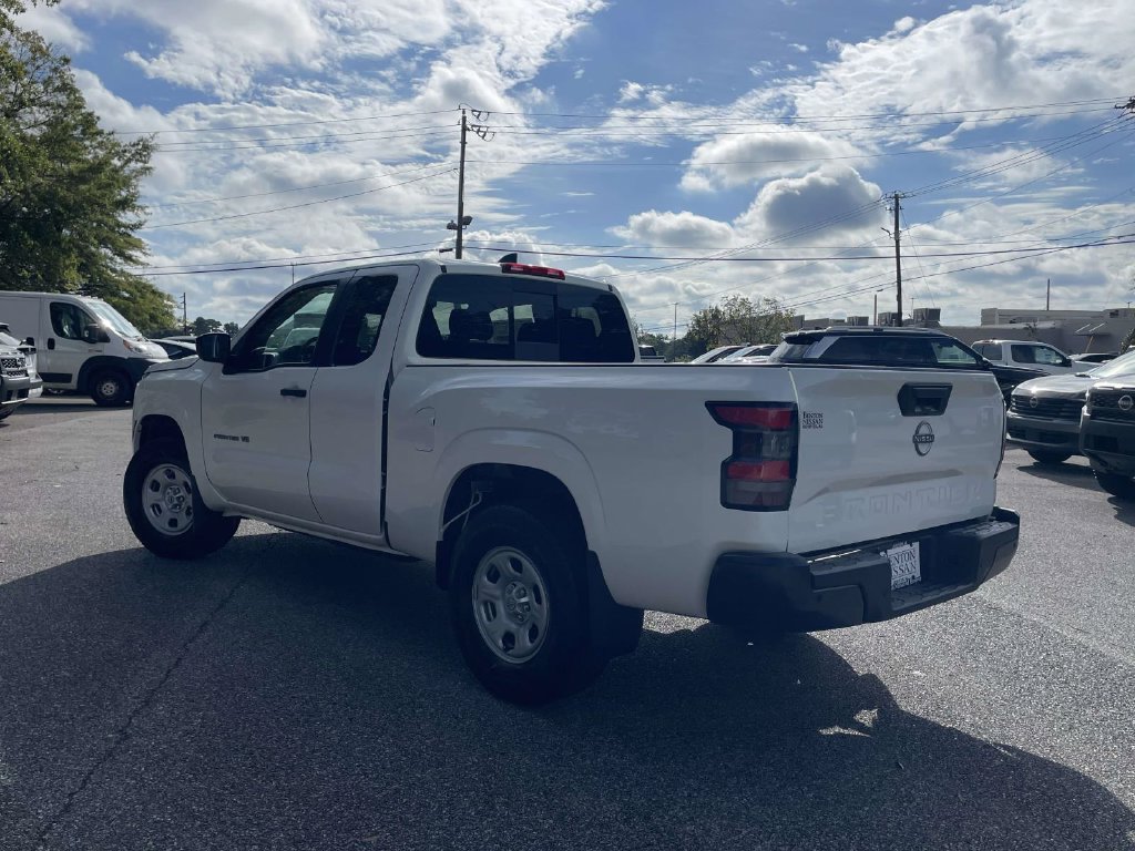 New 2027 Nissan Frontier S RWD image 4
