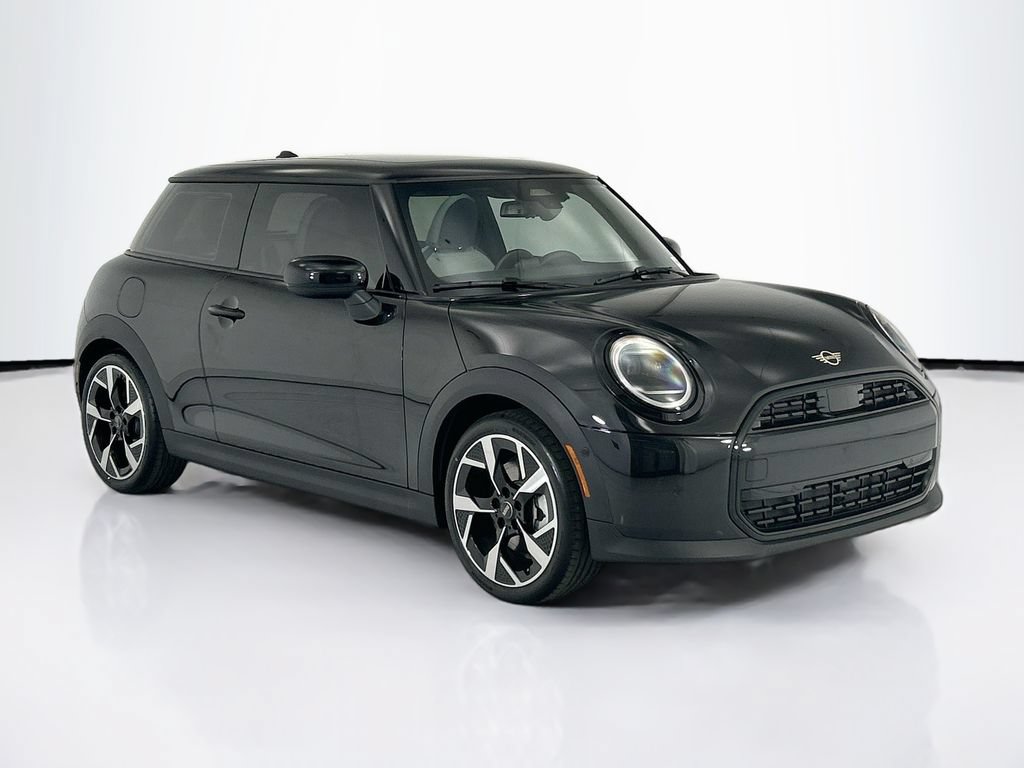 New 2026 MINI Cooper 2-Door Hardtop FWD image 3