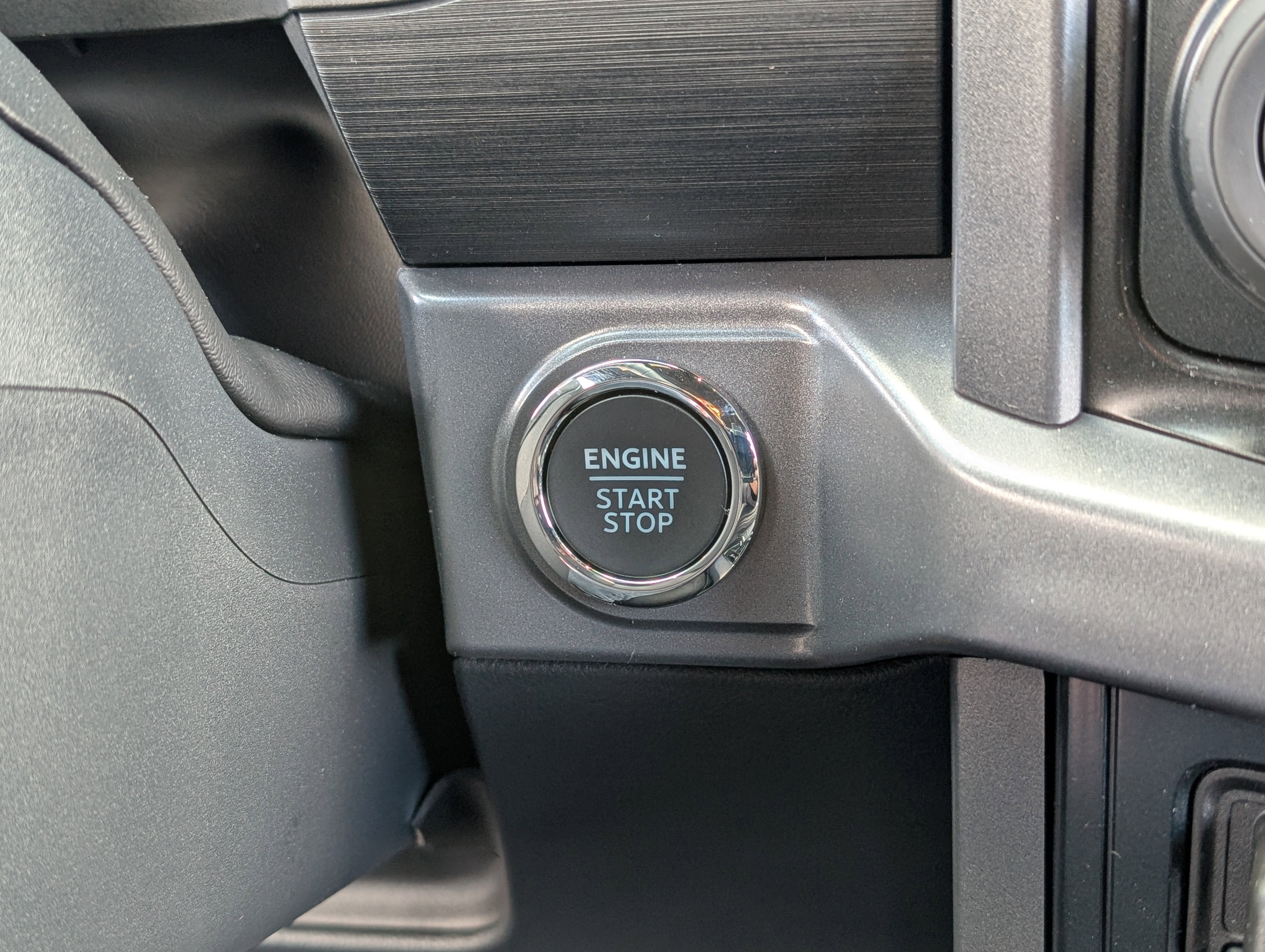 New 2025 Ford F150 XLT w/ Equipment Group 302A MID image 20