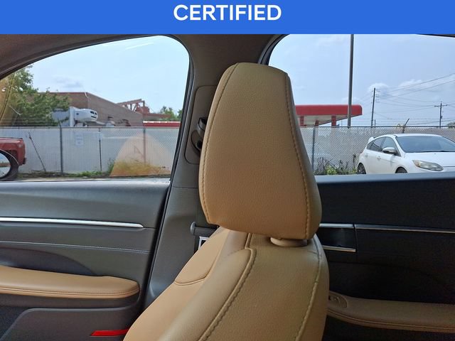 Certified 2023 Hyundai Sonata Limited w/ Preferred Accessory Package FWD image 17