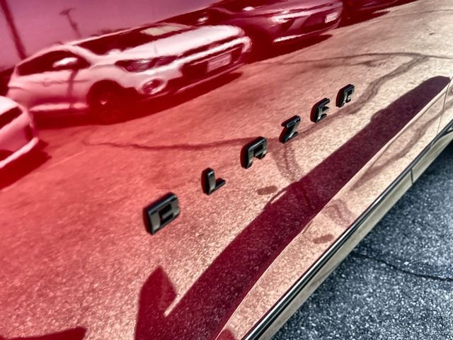 New 2025 Chevrolet Equinox LT w/ Safety and Technology Package FWD image 89
