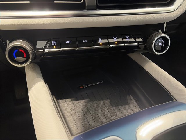 New 2026 Chevrolet Equinox EV LT image 20