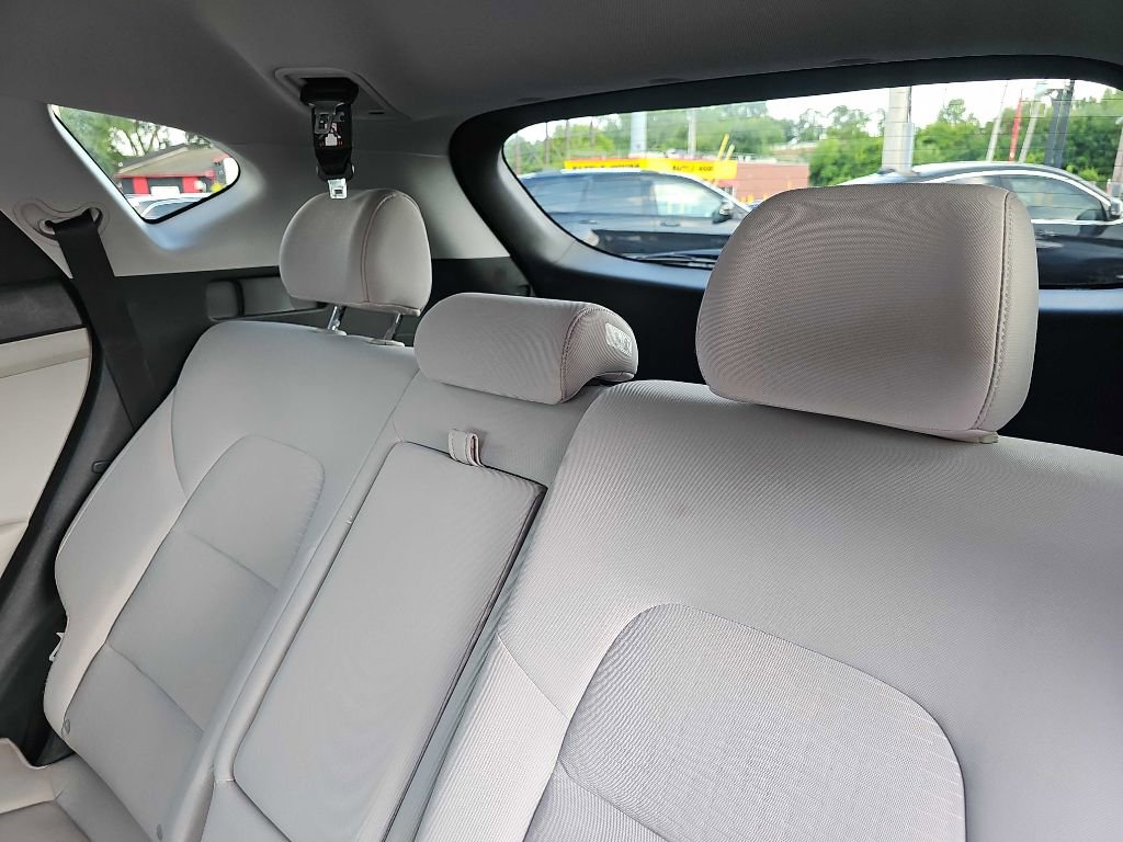 Used 2019 Hyundai Tucson SE image 34