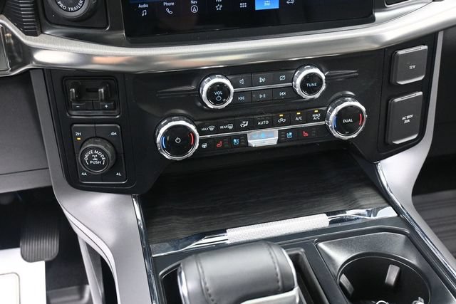 Used 2024 Ford F150 Lariat w/ Equipment Group 502A High AWD/4WD image 23