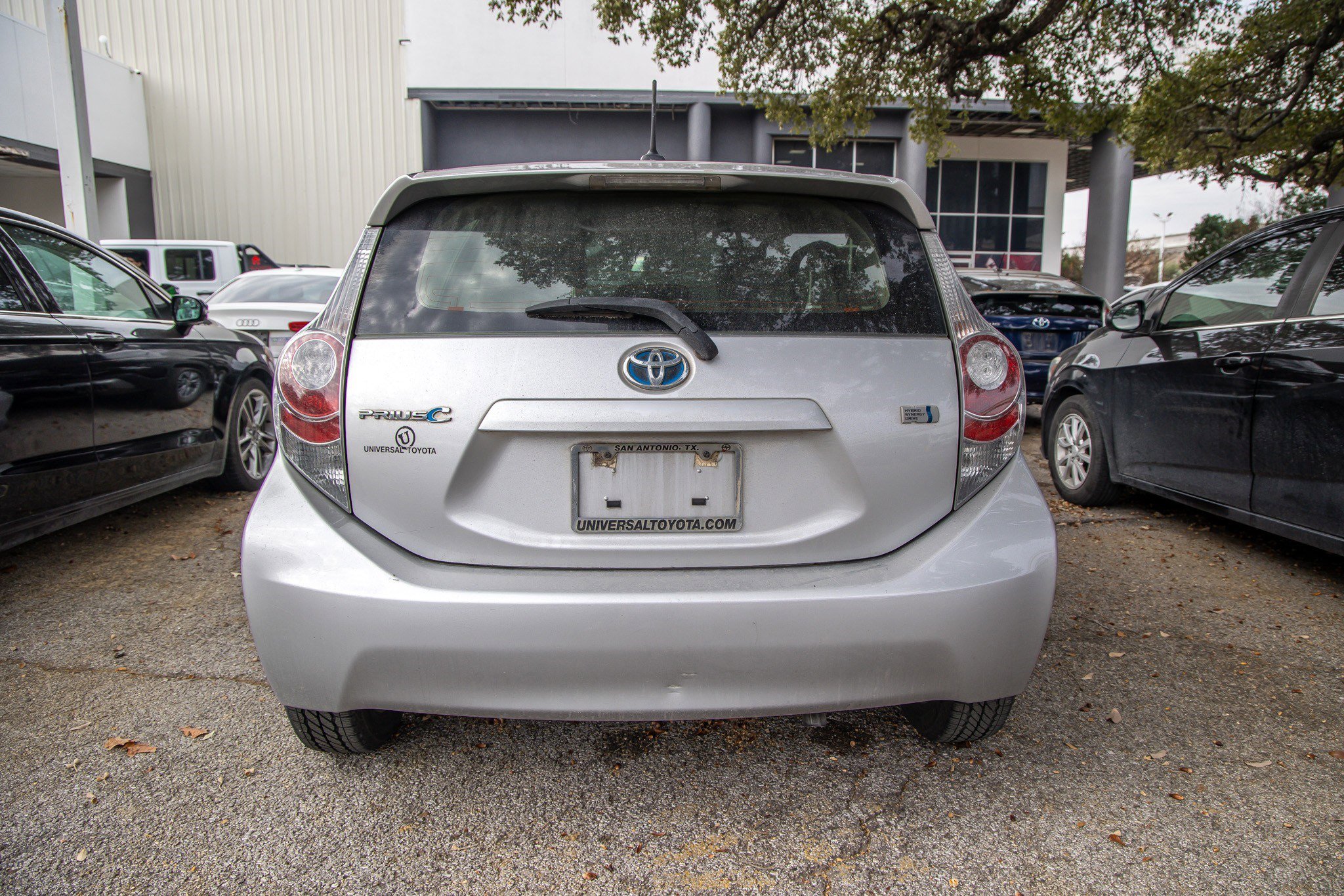 Used 2014 Toyota Prius C Four image 8
