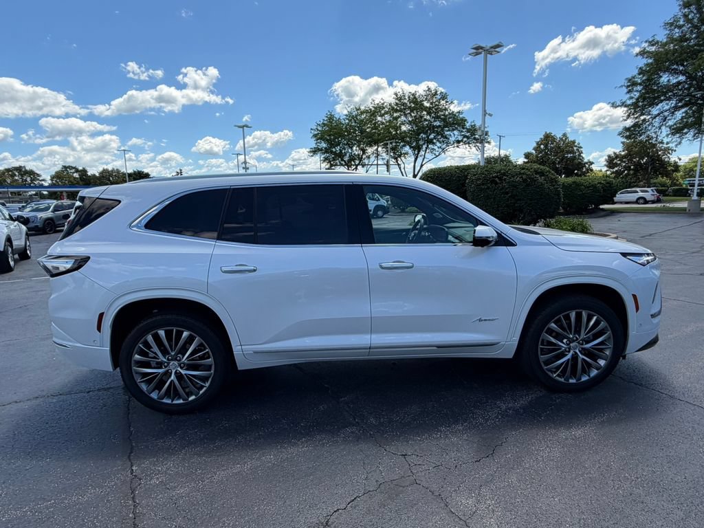 Certified 2025 Buick Enclave Avenir w/ Super Cruise Package AWD/4WD image 14