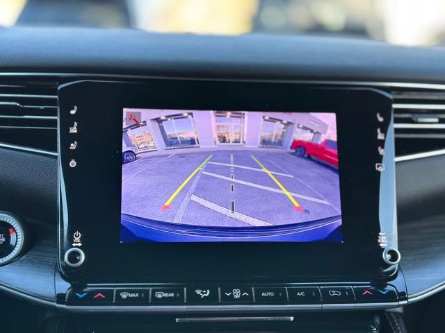 Used 2024 Jeep Wagoneer L Series III w/ Flexible Seating Group image 14