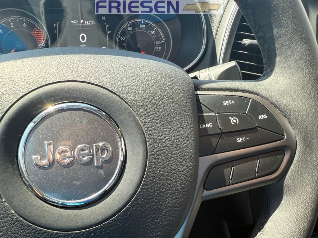 Used 2021 Jeep Cherokee Latitude Lux image 15