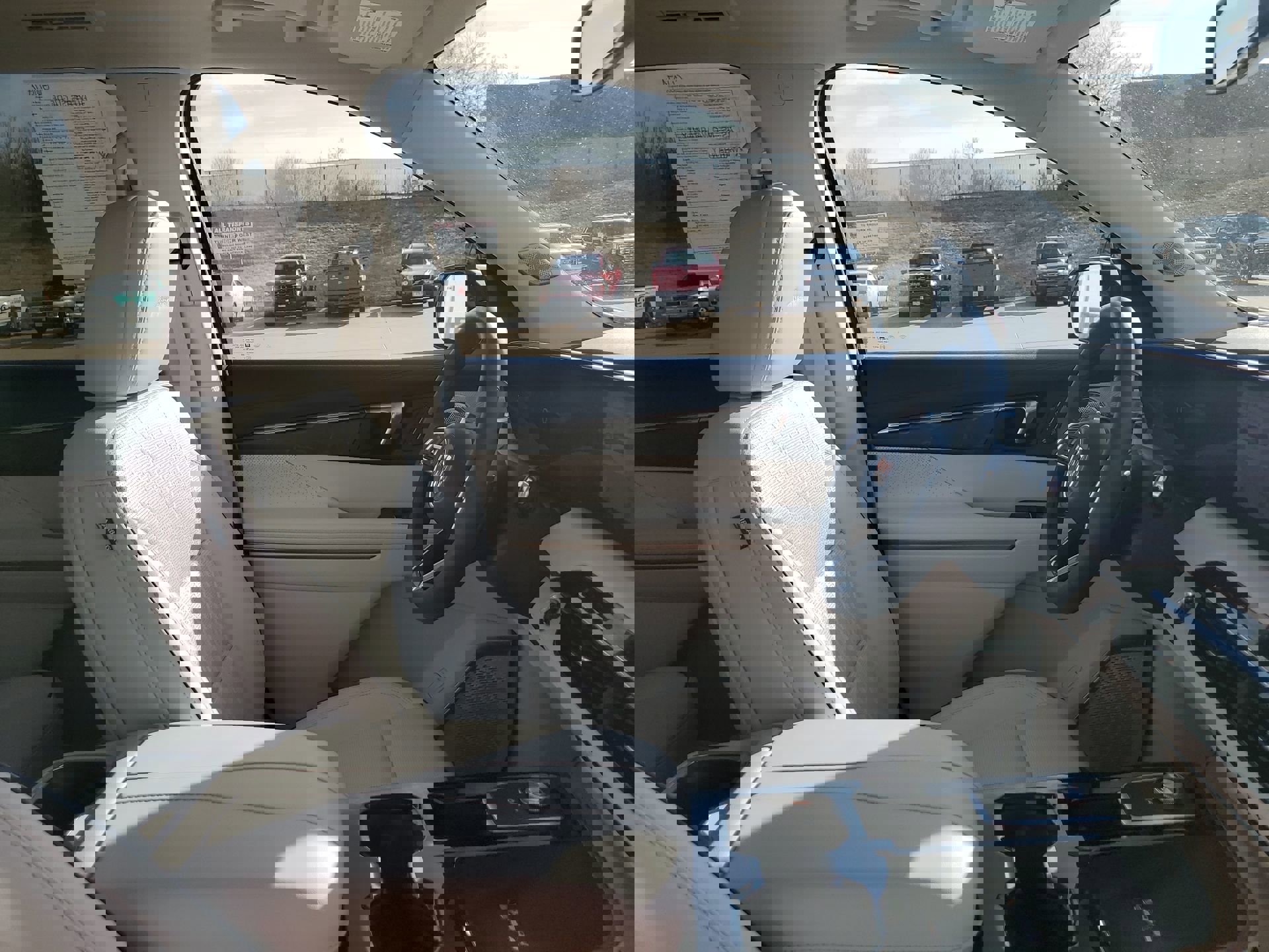 Used 2025 Buick Enclave Avenir image 35