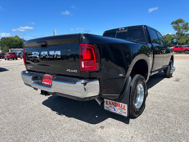 New 2026 RAM 3500 Laramie AWD/4WD image 5