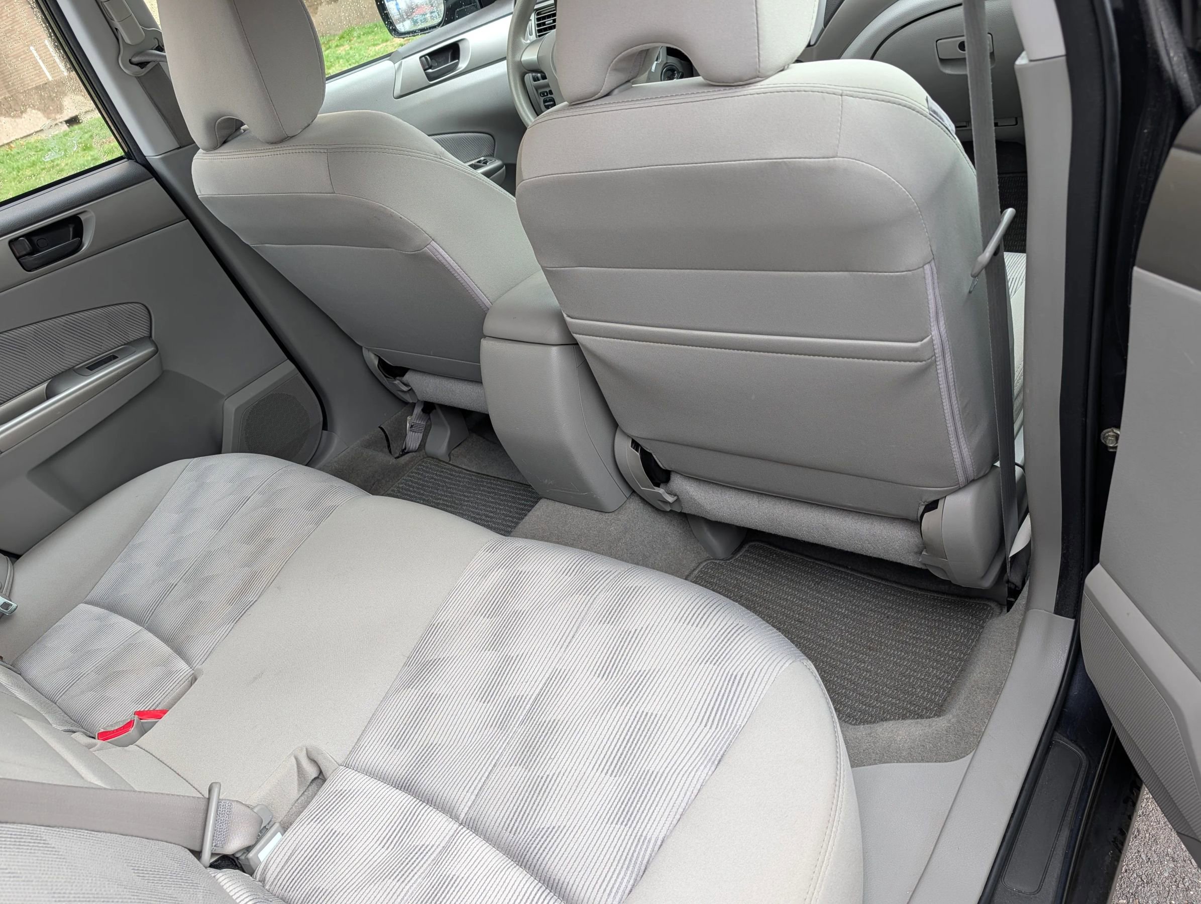 Used 2010 Subaru Forester 2.5X AWD/4WD image 13
