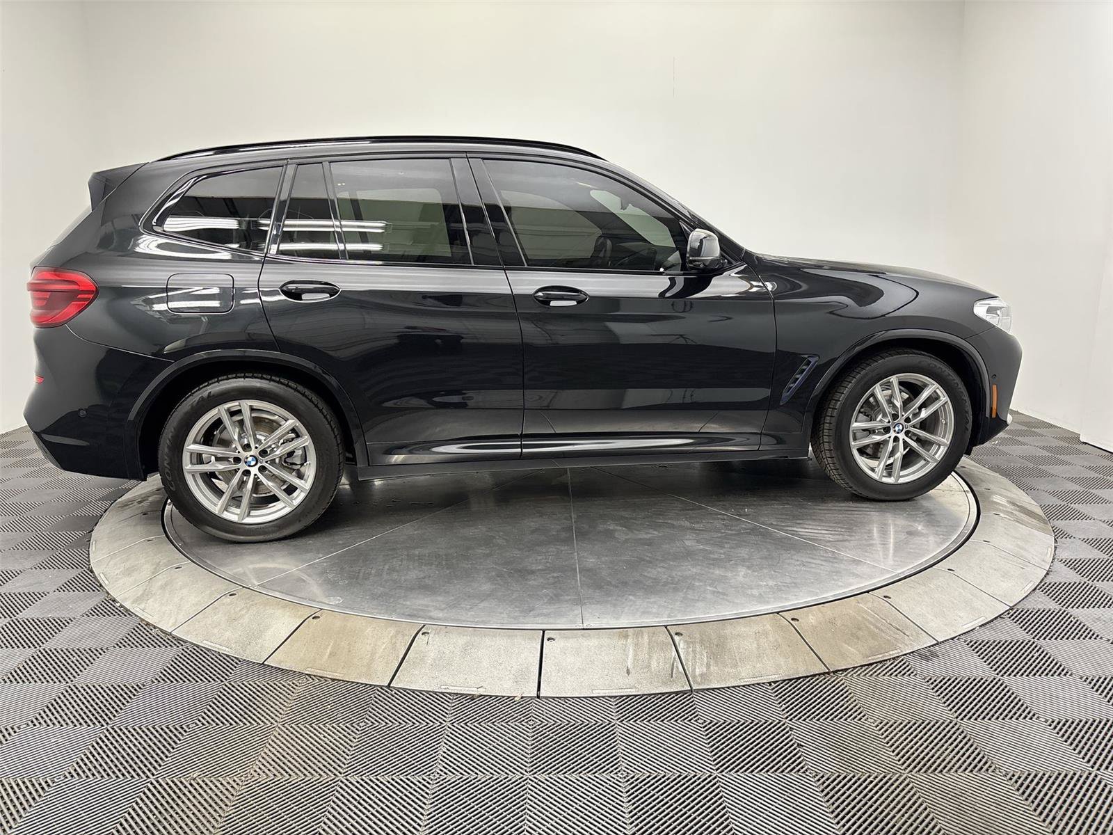 Used 2021 BMW X3 xDrive30e w/ M Sport Package AWD/4WD image 17