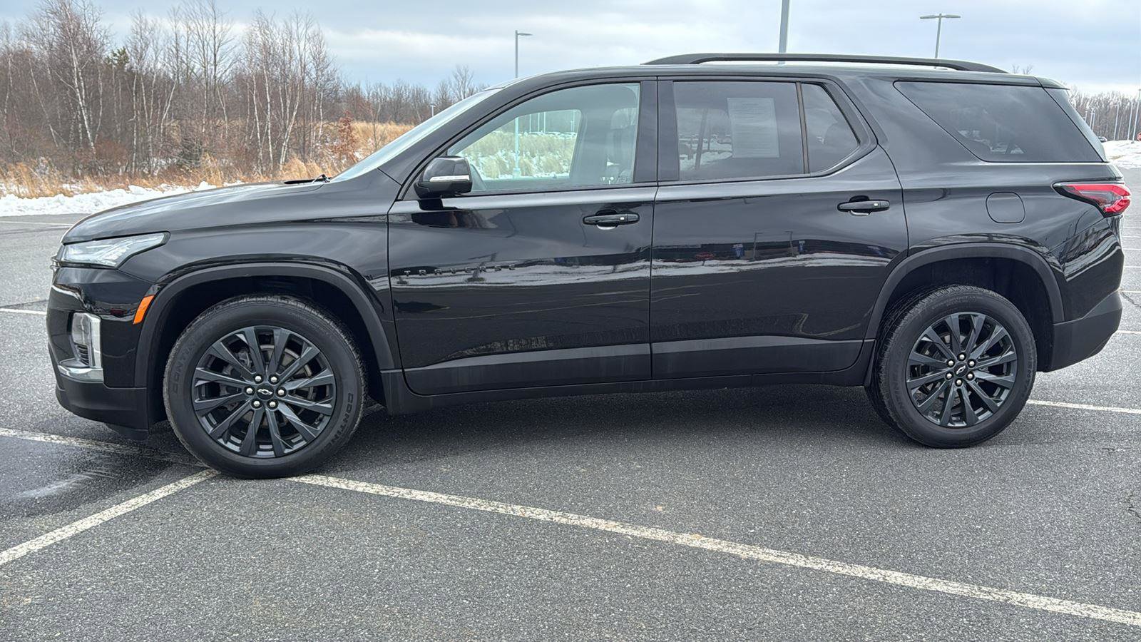Used 2023 Chevrolet Traverse RS w/ LPO, Cargo Package image 12