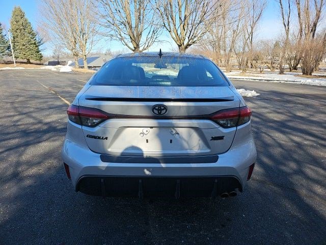 Used 2024 Toyota Corolla XSE FWD image 5