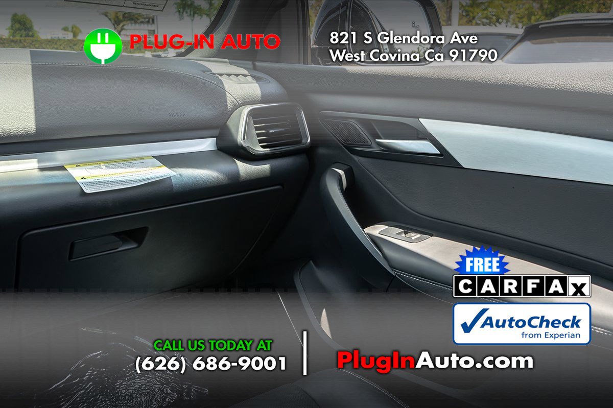 Used 2023 VinFast VF 8 Plus image 17