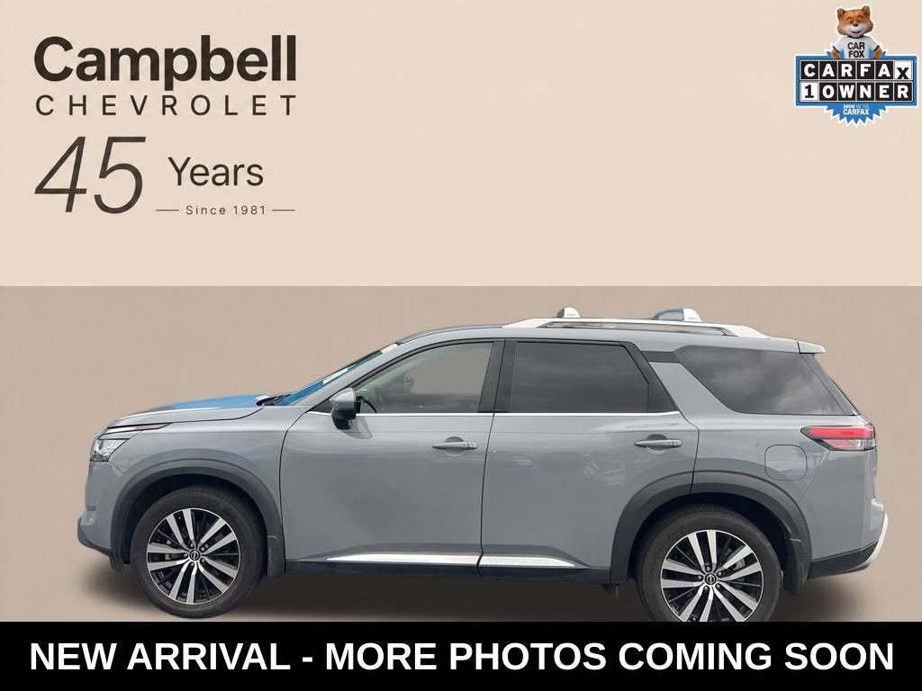 Used 2023 Nissan Pathfinder Platinum FWD image 2