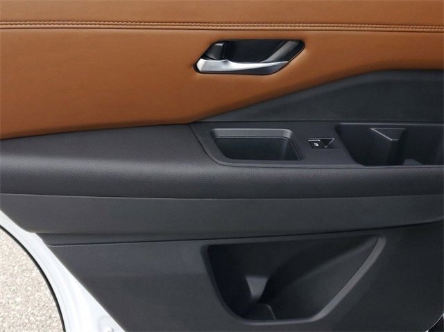 New 2025 Nissan Pathfinder Platinum image 26