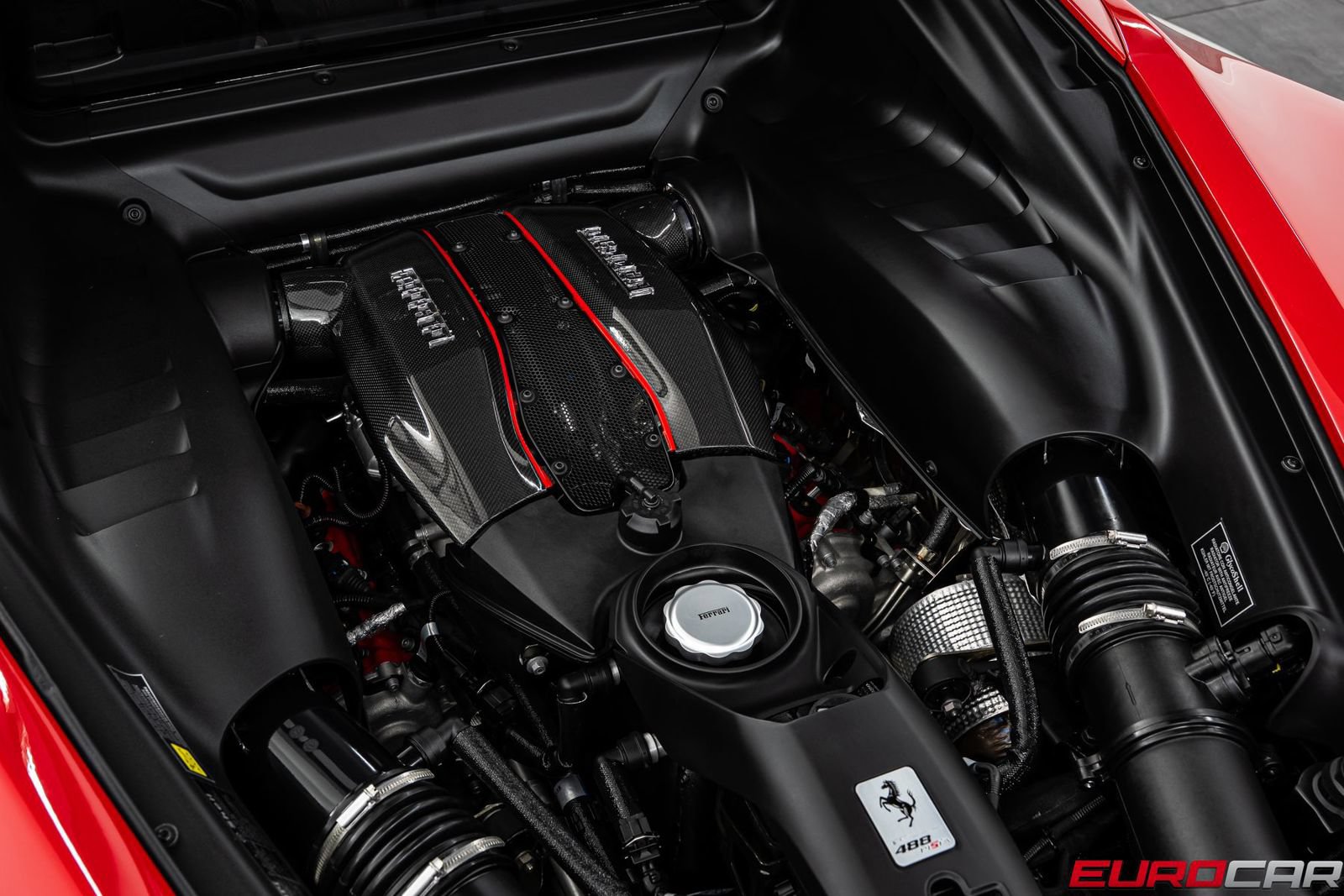 Used 2019 Ferrari 488 Pista Coupe RWD image 23