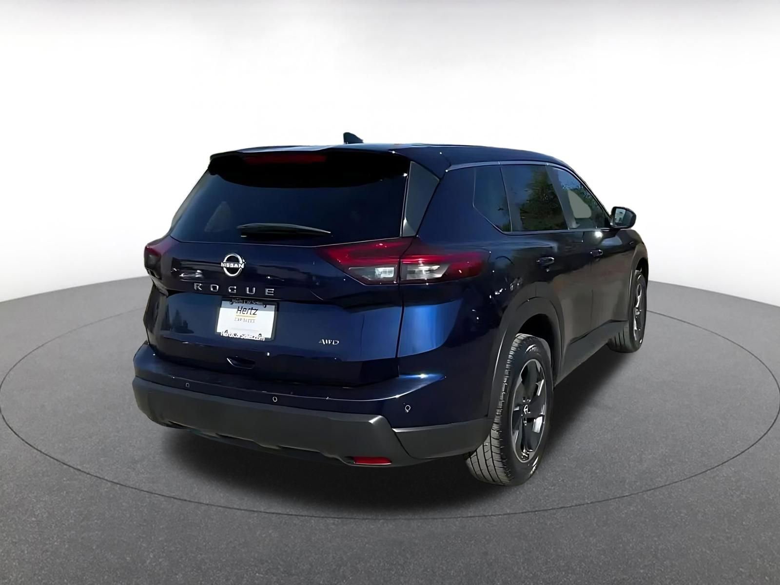 Used 2025 Nissan Rogue SV image 15