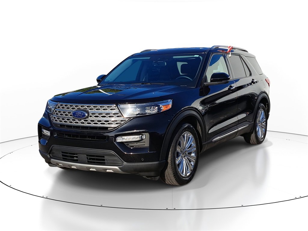 Certified 2022 Ford Explorer Limited w/ Equipment Group 301A image 2