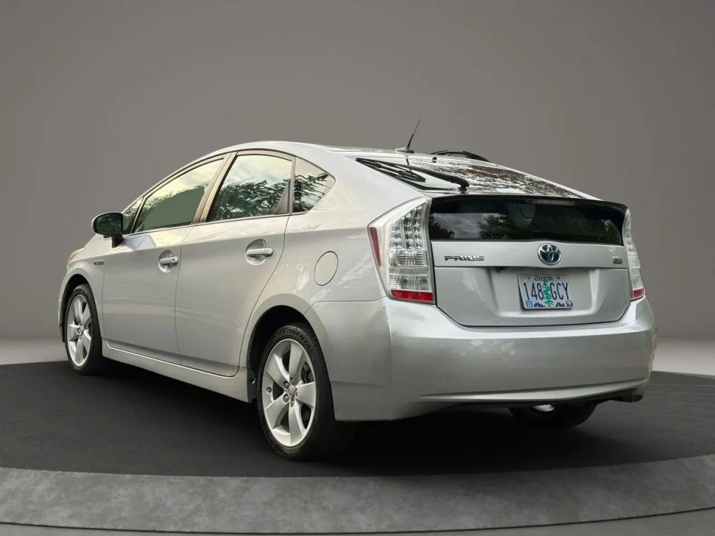Used 2010 Toyota Prius Five FWD image 9