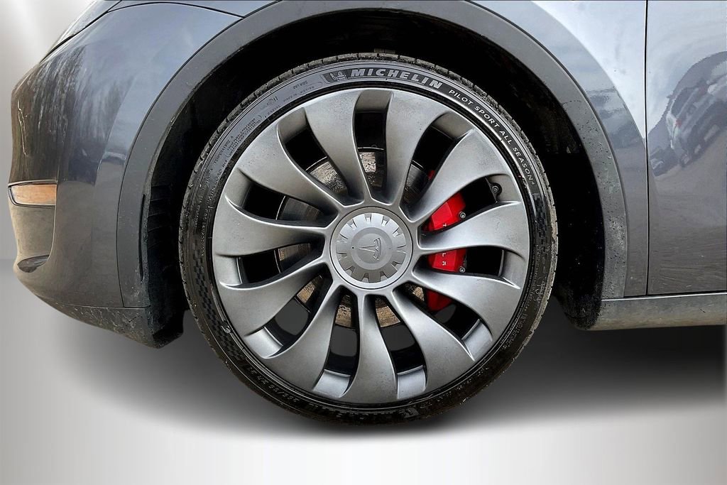 Used 2023 Tesla Model Y Performance image 33