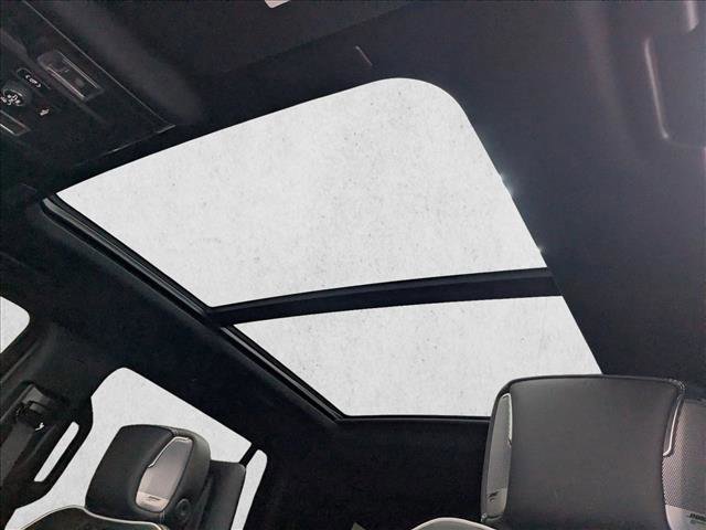 Used 2025 GMC Yukon AT4 Ultimate w/ LPO, Floor Liner Package image 20