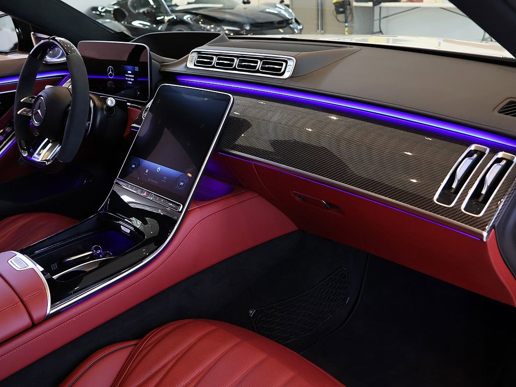 Used 2025 Mercedes-Benz S 63 AMG S image 63