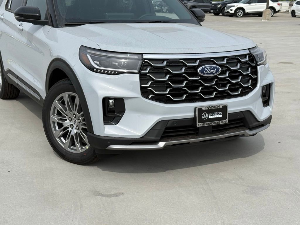 New 2026 Ford Explorer Platinum image 3
