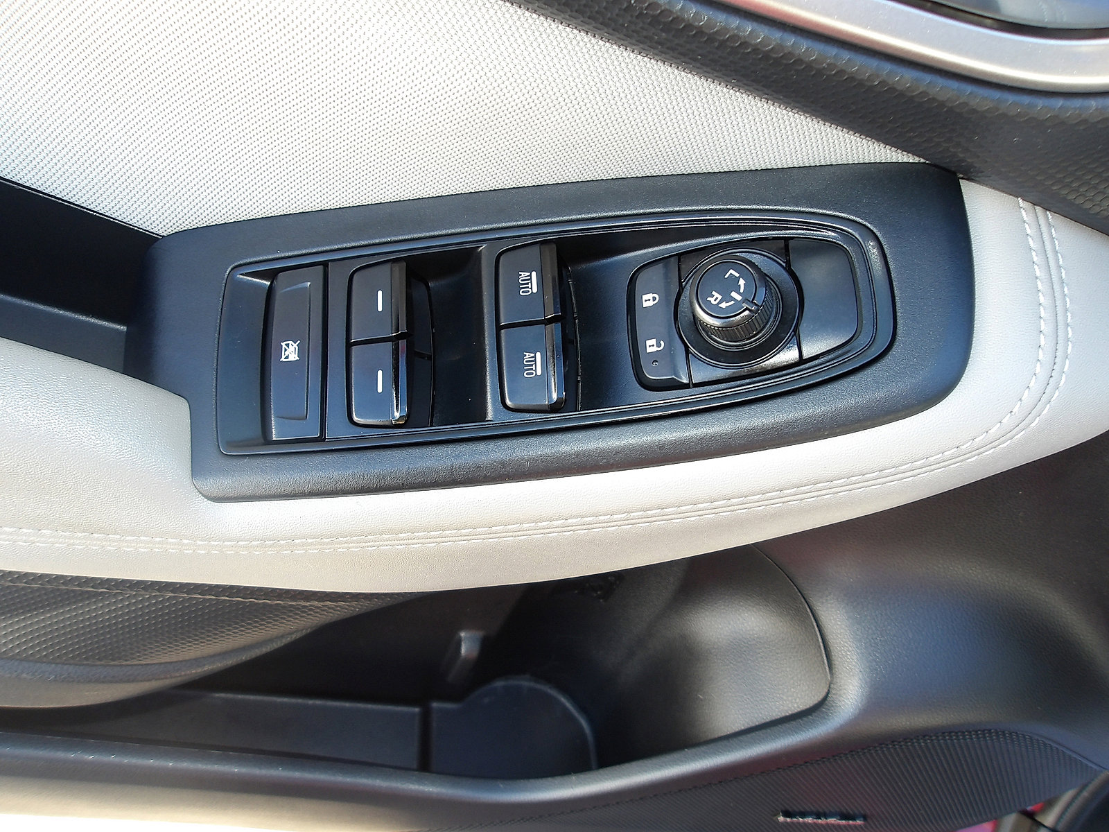 Used 2024 Subaru Forester Premium image 15