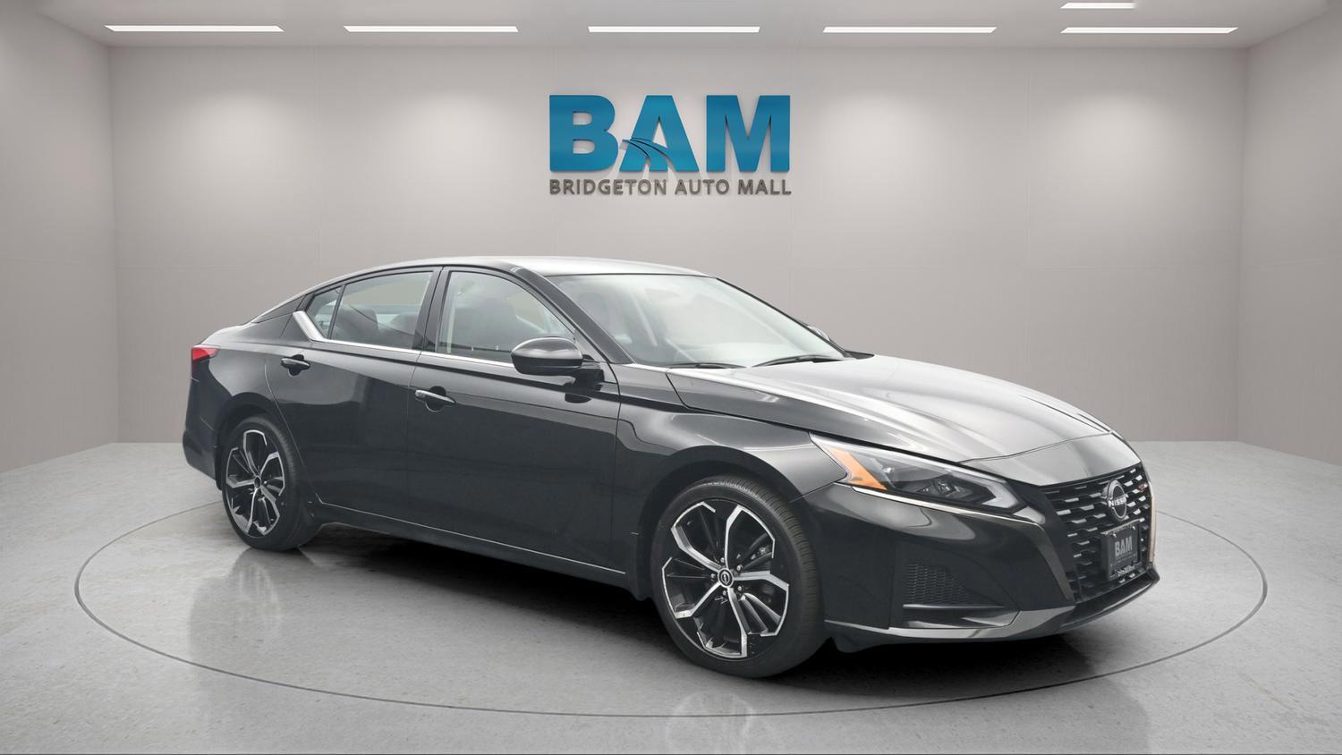 Used 2023 Nissan Altima 2.5 SR