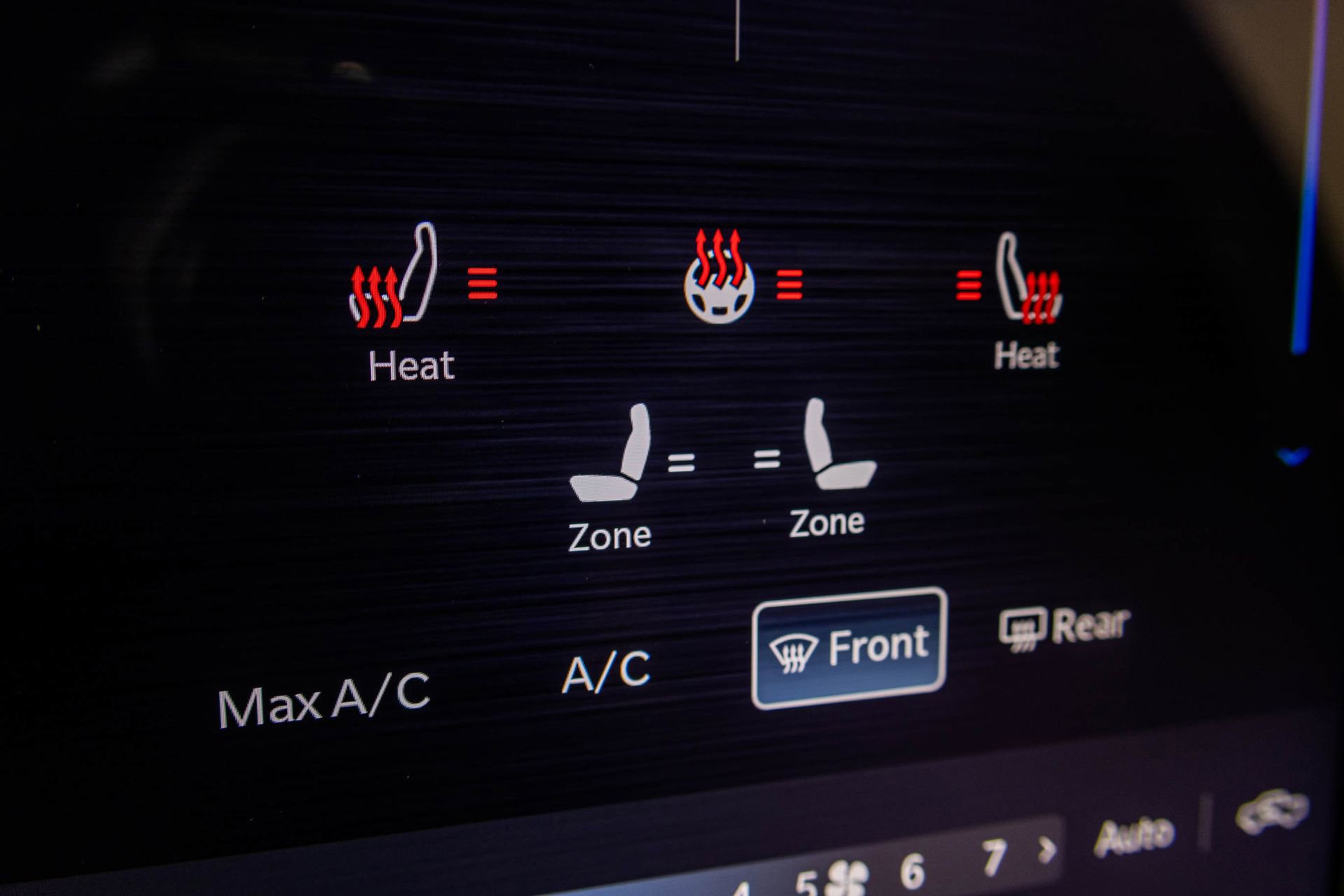 New 2026 RAM 1500 4x4 Crew Cab image 8