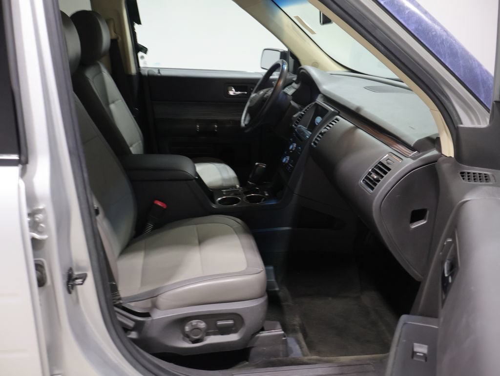 Used 2018 Ford Flex SEL w/ Equipment Group 202A FWD image 22