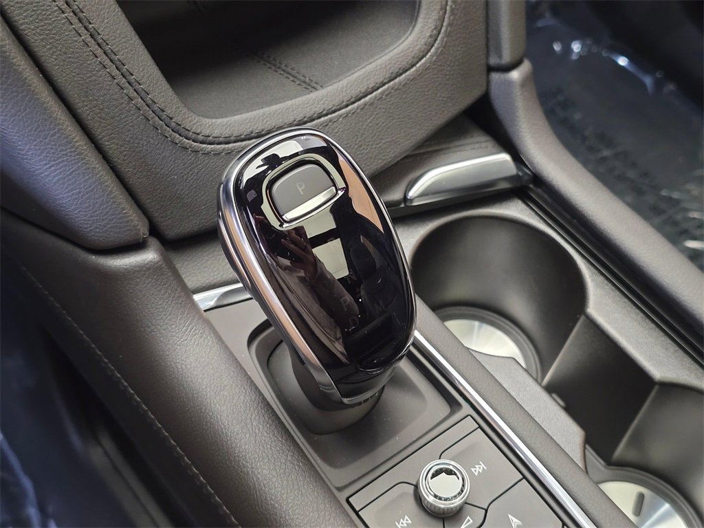 New 2025 Cadillac XT6 Sport w/ Technology Package image 38