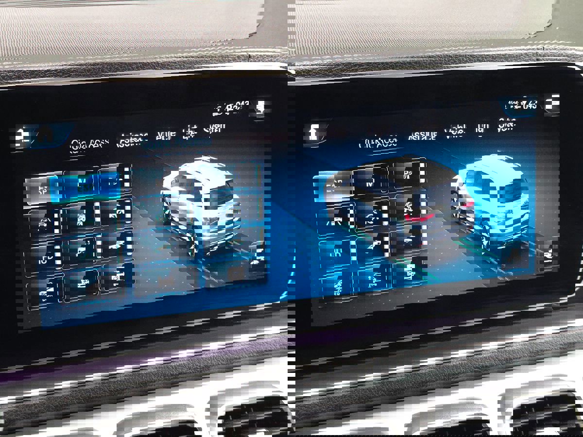 Used 2022 Mercedes-Benz GLS 450 4MATIC image 47