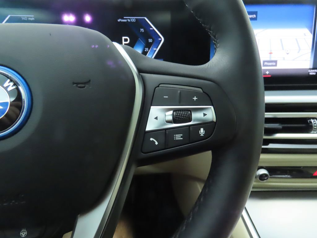 Used 2023 BMW i4 eDrive35 image 12