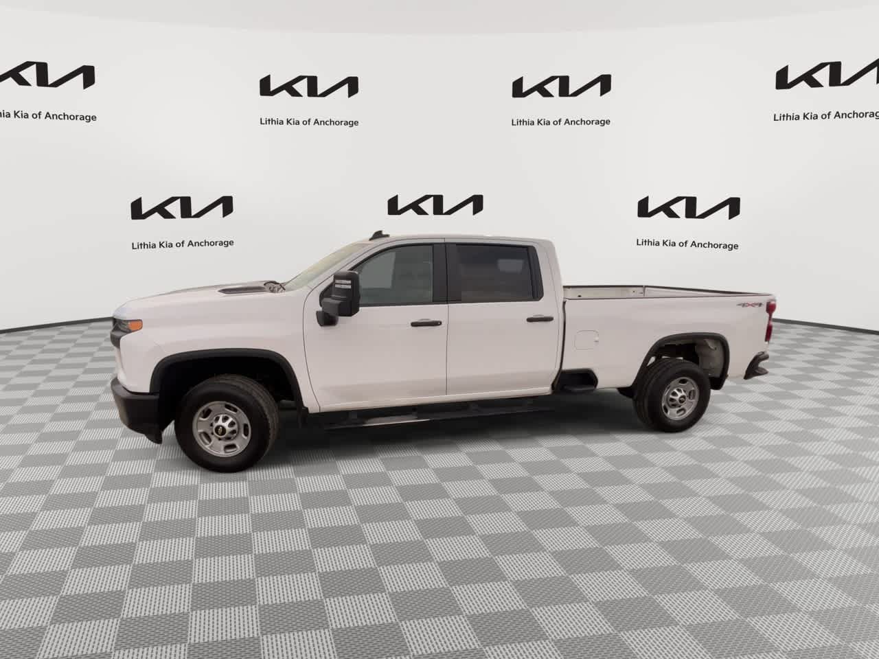 Used 2022 Chevrolet Silverado 2500 W/T w/ WT Convenience Package AWD/4WD image 4