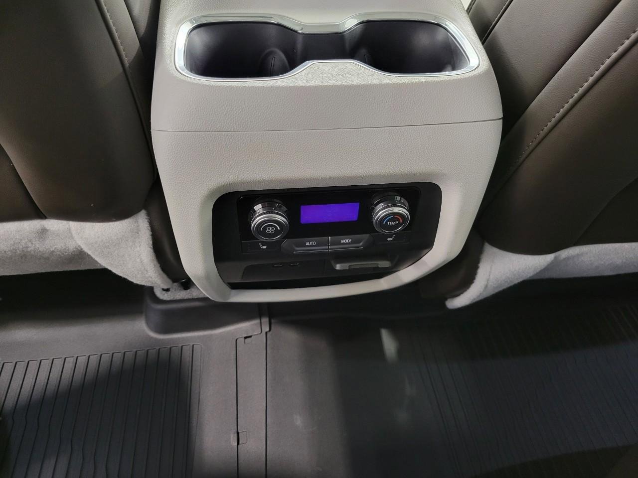 Used 2024 GMC Acadia Denali w/ LPO, Floor Liner Package AWD/4WD image 23