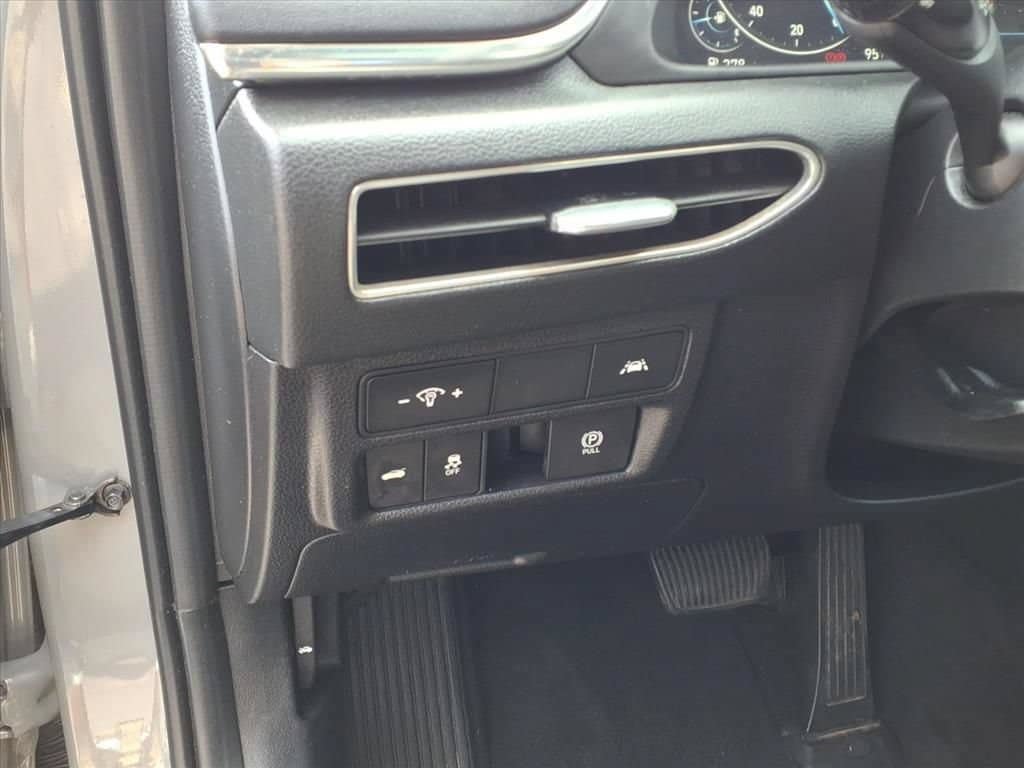 Used 2023 Hyundai Sonata SEL w/ Convenience Package FWD image 18