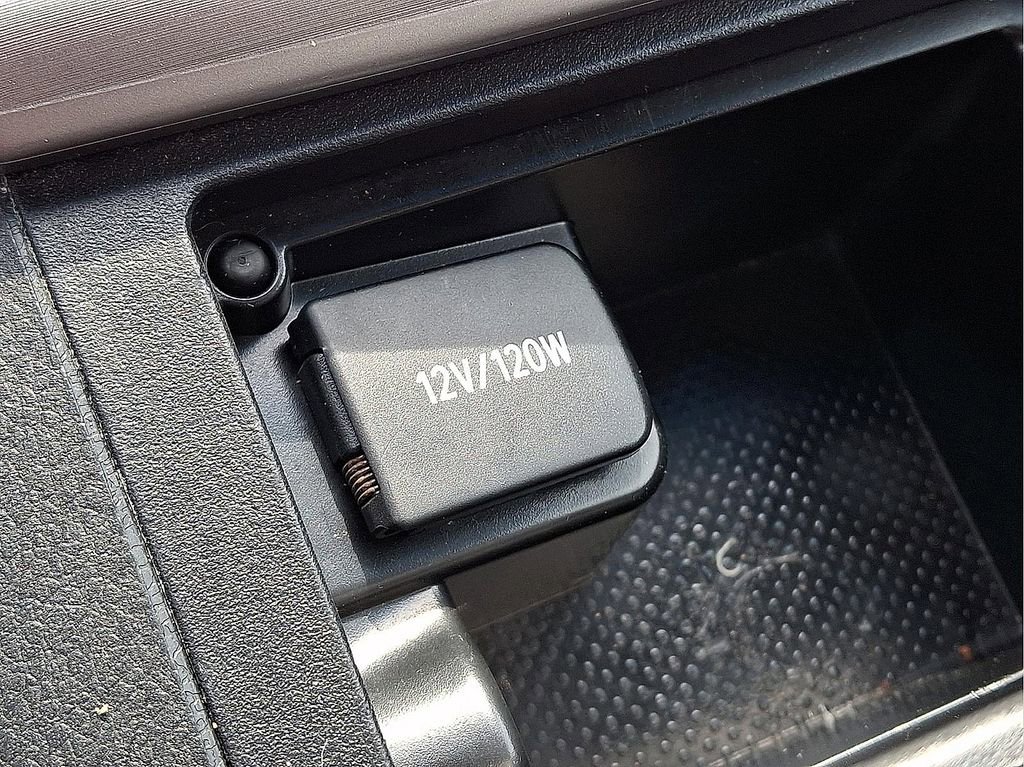 Used 2012 Toyota Camry SE image 22