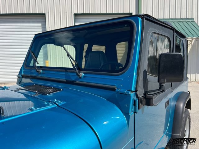 Used 1992 Jeep Wrangler 4WD image 30