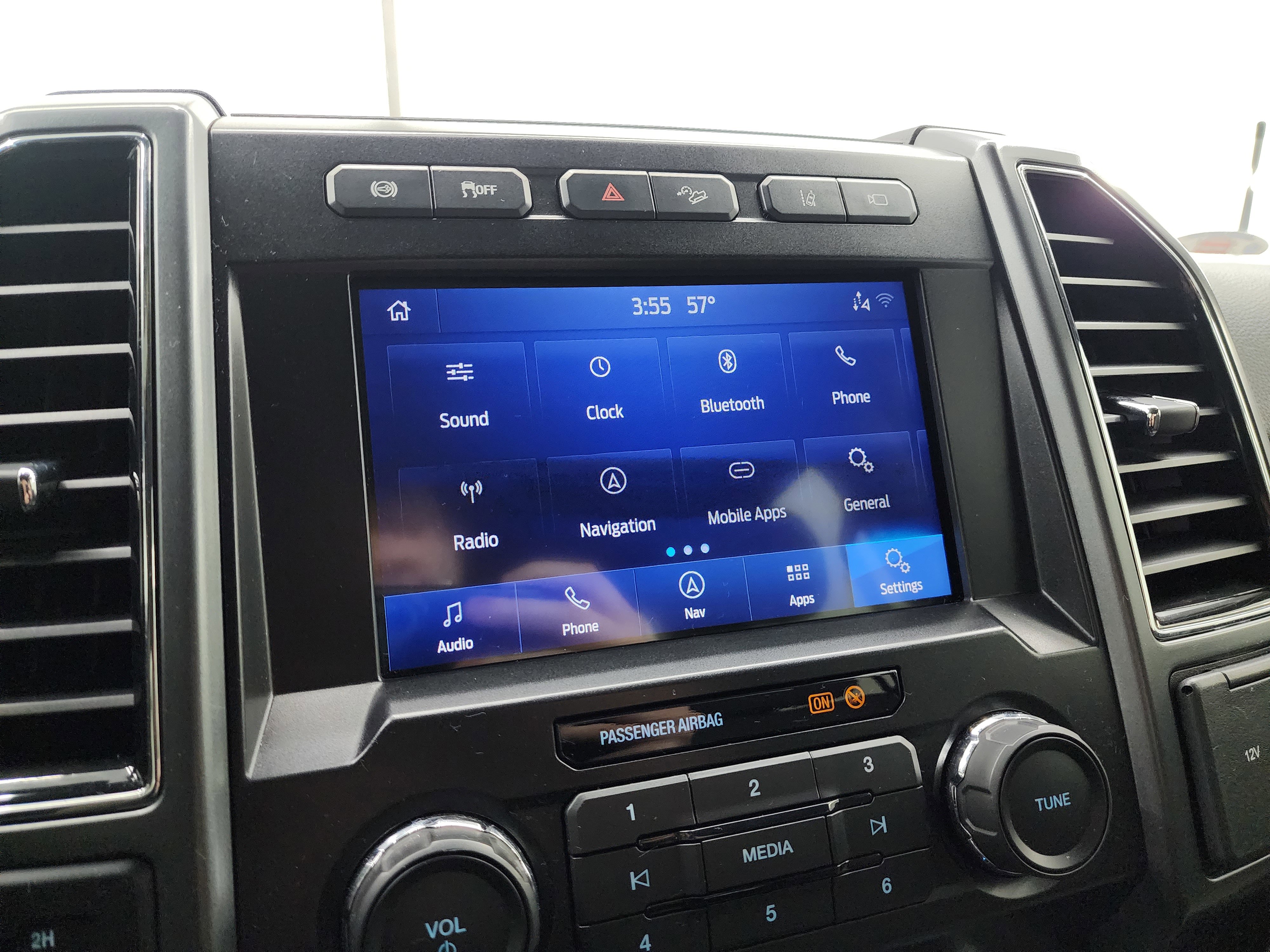 Used 2021 Ford F250 XLT w/ XLT Premium Package AWD/4WD image 59