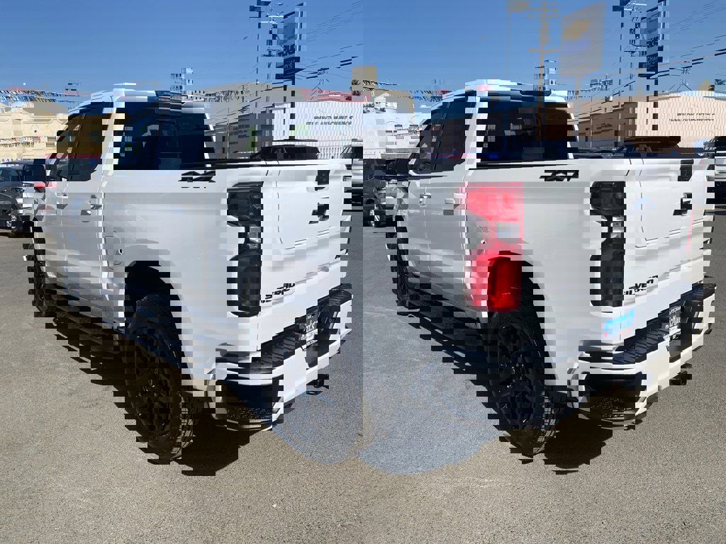 New 2025 Chevrolet Silverado 1500 RST w/ Dark Appearance Package image 10