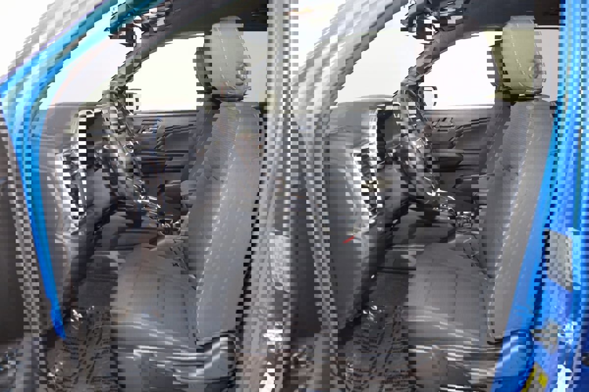 Used 2023 GMC Canyon Elevation w/ Convenience Package image 10