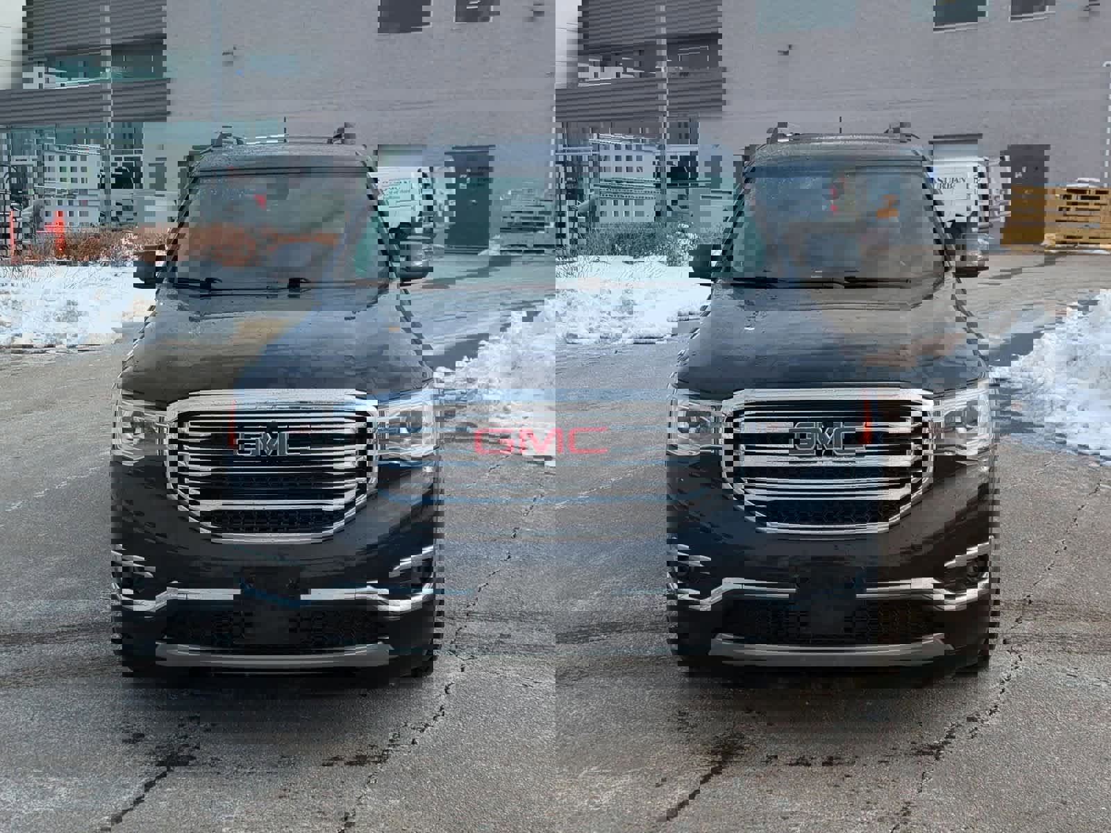 Used 2017 GMC Acadia SLT image 3