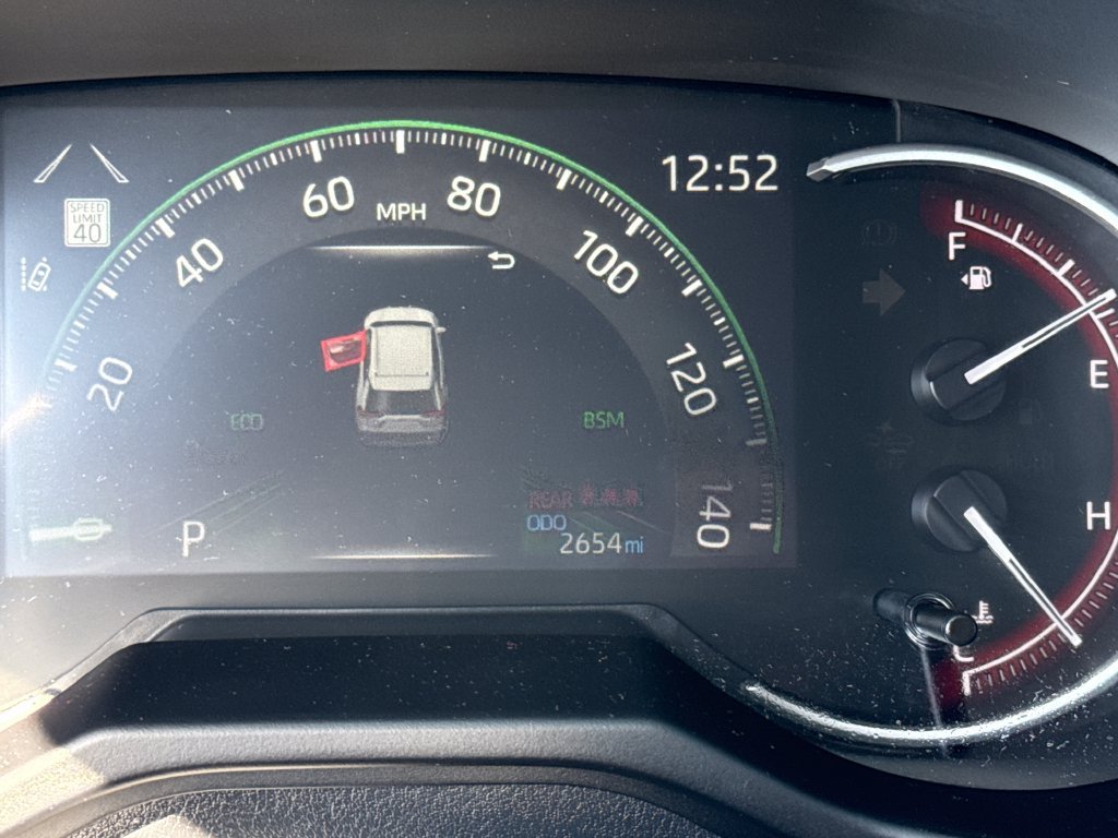 Used 2025 Toyota RAV4 LE AWD/4WD image 36