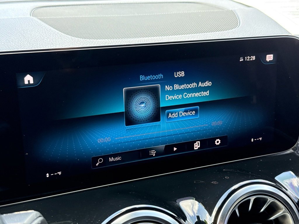 Certified 2023 Mercedes-Benz GLB 250 4MATIC image 6